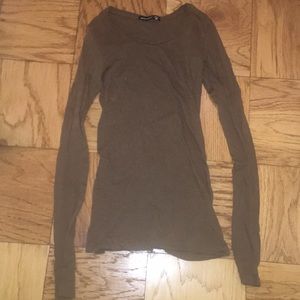 Alternative scoop neck long-sleeve!